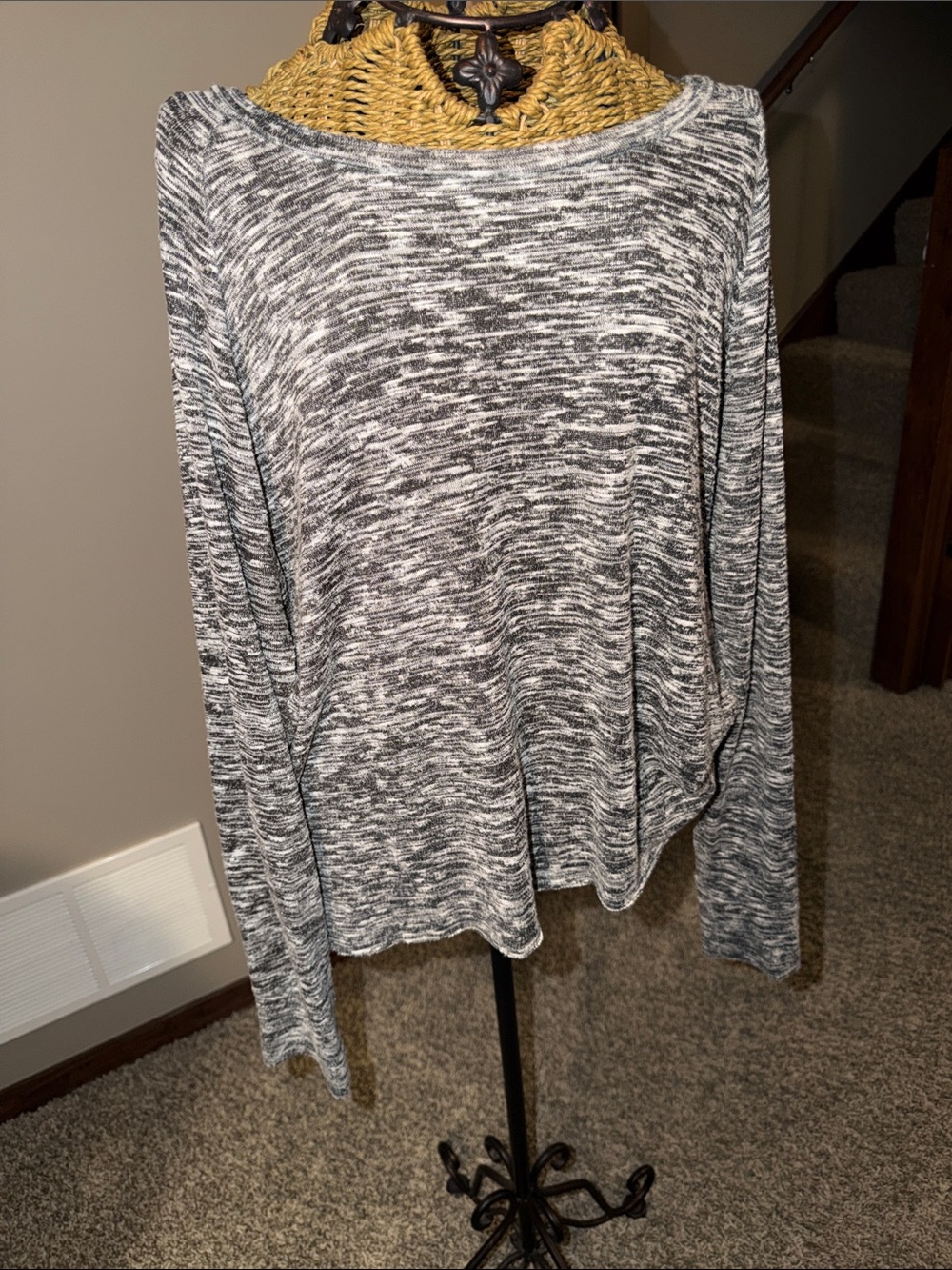 American Eagle Outfitters Marled Black & White Long Sleeve Top
